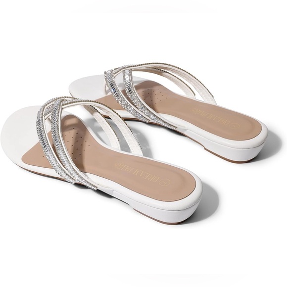 Dreams Pair Jewel Series Flop Flop Sandal in White - Picture 2 of 5